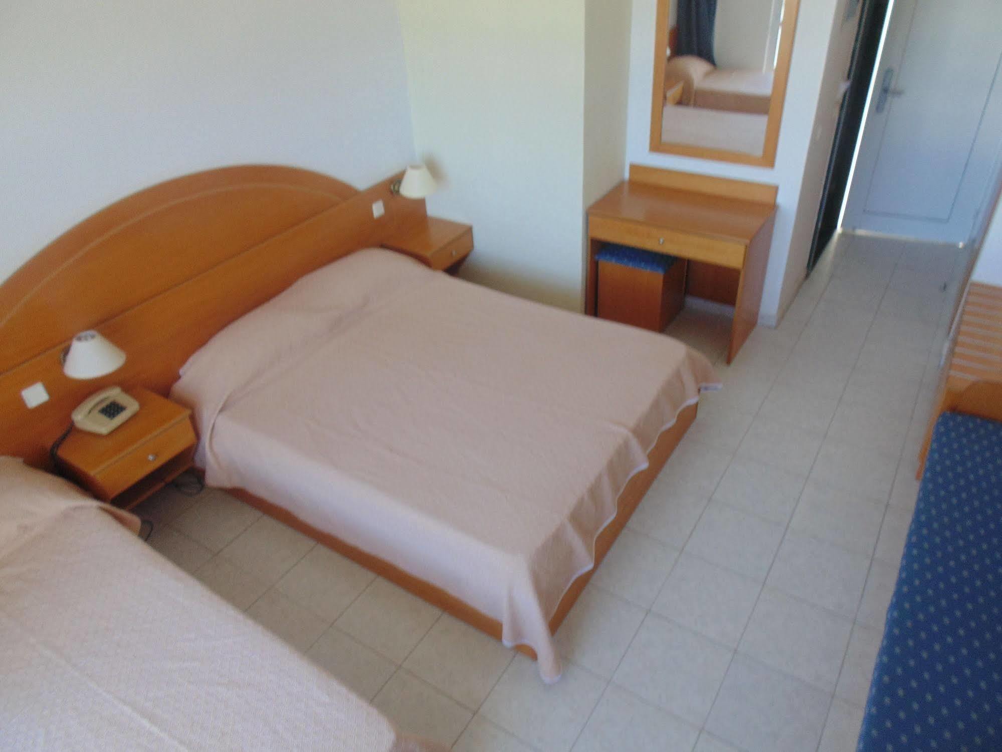 Alfa Hotel Kolymbia Exteriör bild