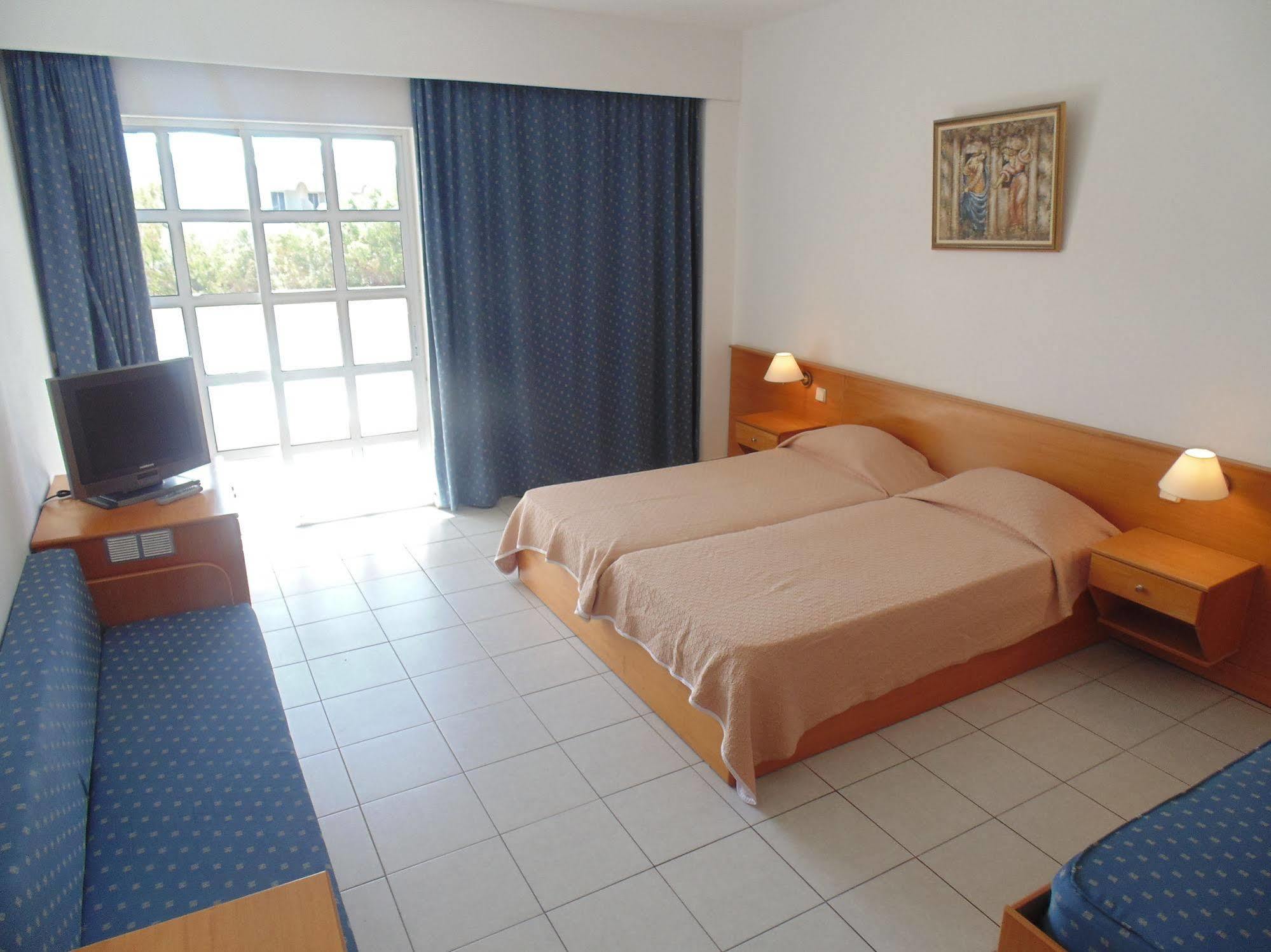 Alfa Hotel Kolymbia Exteriör bild