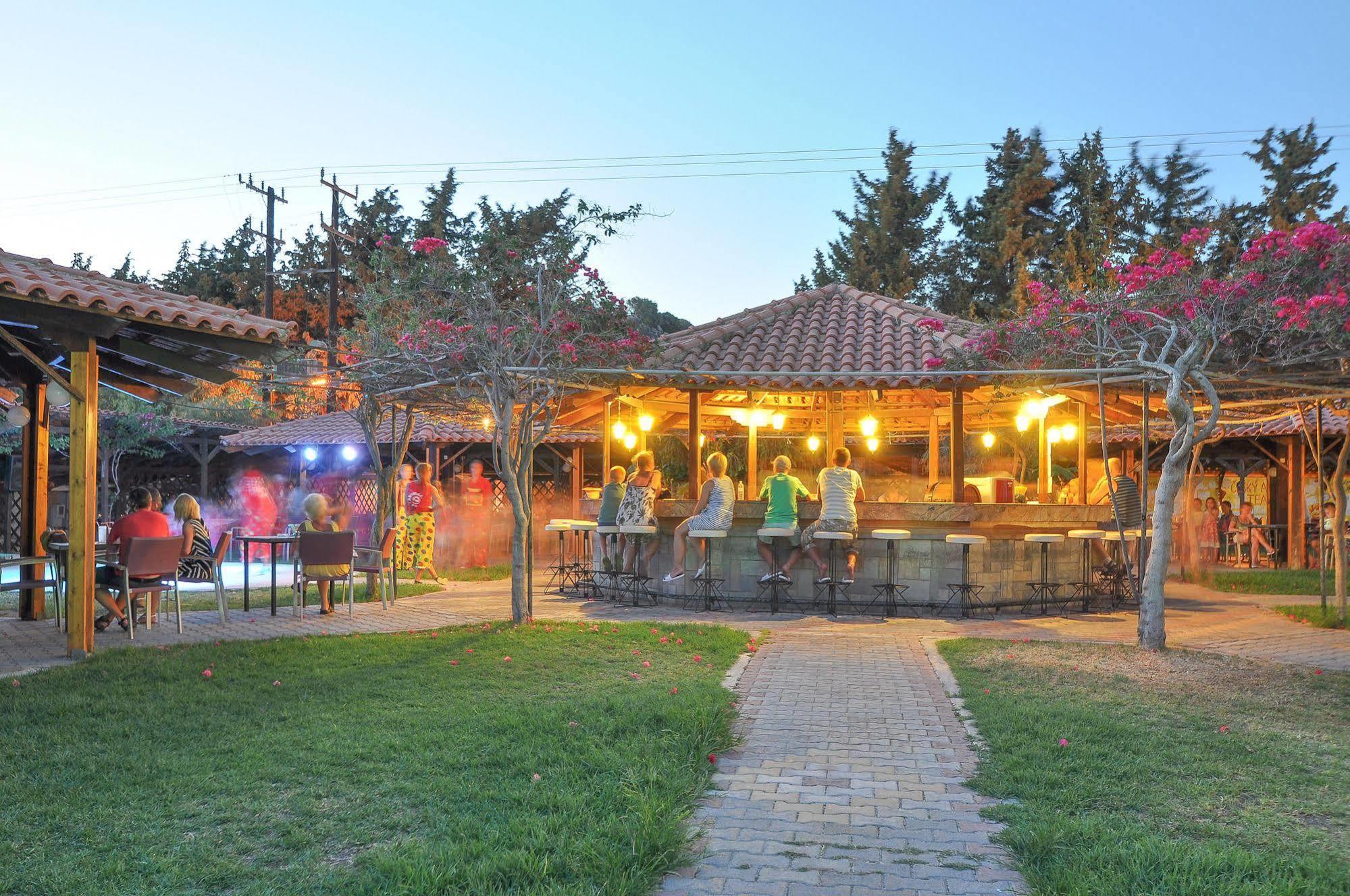 Alfa Hotel Kolymbia Exteriör bild